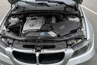 BMW 325, 2.5, 160 kW, petrol, automatic, four-wheel drive