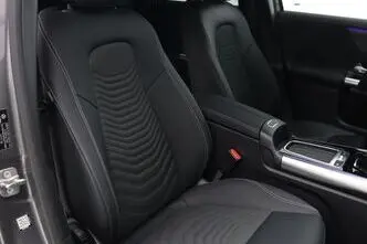 Mercedes-Benz GLA 180, 1.3, 100 kW, hübriid, automaat, esivedu