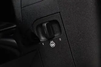 Mercedes-Benz GLA 180, 1.3, 100 kW, hübriid, automaat, esivedu