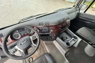 DAF CF440, 320 kW, diesel, automatic