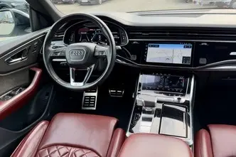 Audi SQ8, 4.0, 320 kW, гибрид, автомат, полный привод
