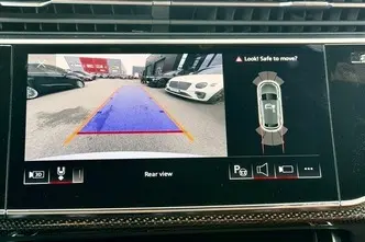Audi SQ8, 4.0, 320 kW, гибрид, автомат, полный привод