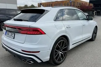 Audi SQ8, 4.0, 320 kW, гибрид, автомат, полный привод
