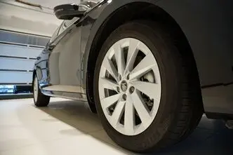 Škoda Octavia, 1.5, 110 kW, hübriid, automaat, esivedu