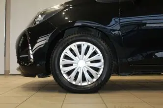 Toyota Yaris, 1.5, 82 kW, bensiin, manuaal, esivedu
