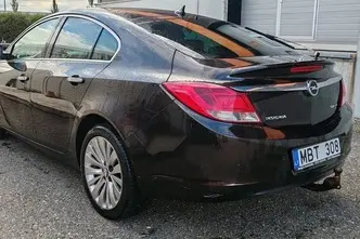 Opel Insignia, 118 kW, diisel, poolautomaat, nelikvedu