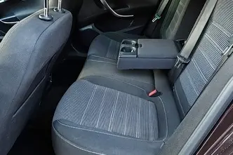 Opel Insignia, 118 kW, diisel, poolautomaat, nelikvedu