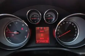 Opel Insignia, 118 kW, diisel, poolautomaat, nelikvedu