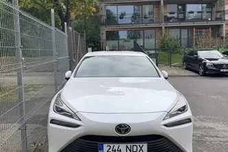 Toyota Mirai, 134 kW, electric, automatic, rear-wheel drive