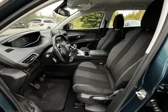 Peugeot 5008, 1.2, 96 kW, бензин, механическая, передний привод