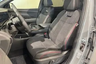 Hyundai Tucson, 1.6, 110.3 kW, petrol, automatic, front-wheel drive