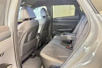 Hyundai Tucson, 1.6, 110.3 kW, petrol, automatic, front-wheel drive