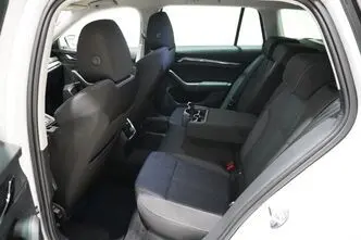 Škoda Octavia, 1.5, 110 kW, гибрид, автомат, передний привод