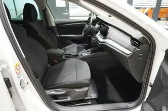 Škoda Octavia, 1.5, 110 kW, гибрид, автомат, передний привод