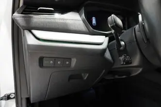 Škoda Octavia, 1.5, 110 kW, гибрид, автомат, передний привод