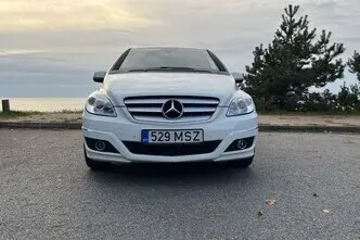 Mercedes-Benz B 180, 1.7, 85 kW, бензин, механическая, передний привод