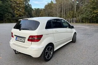 Mercedes-Benz B 180, 1.7, 85 kW, бензин, механическая, передний привод