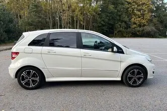 Mercedes-Benz B 180, 1.7, 85 kW, бензин, механическая, передний привод