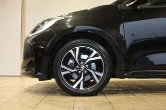 Toyota Yaris, 1.5, 68 kW, hübriid, automaat, esivedu