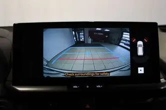 Toyota C-HR, 1.8, 72 kW, hübriid, automaat, esivedu