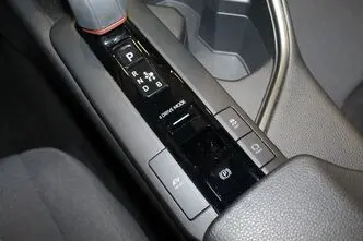 Toyota C-HR, 1.8, 72 kW, hübriid, automaat, esivedu