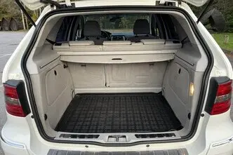 Mercedes-Benz B 180, 1.7, 85 kW, бензин, механическая, передний привод