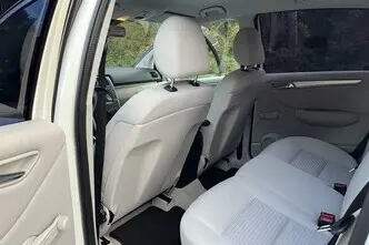 Mercedes-Benz B 180, 1.7, 85 kW, бензин, механическая, передний привод