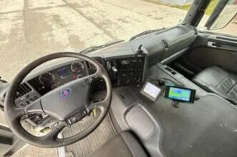 Scania P280, 206 kW, diisel, automaat