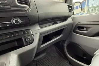 Fiat Scudo, 2.2, diesel, manual, front-wheel drive