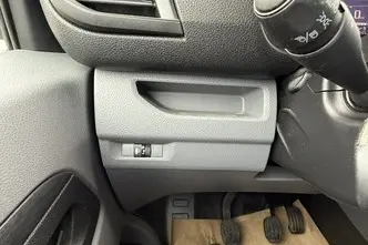 Fiat Scudo, 2.2, diesel, manual, front-wheel drive