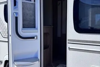 Fendt TENDENZA 560 SFDW, бензин+cng