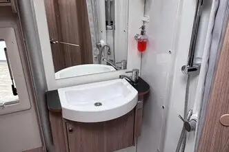 Laika ECOVIP, 2.0, 103 kW, diisel, automaat, esivedu