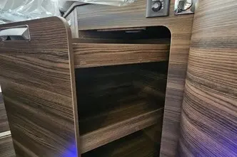 Laika ECOVIP, 2.0, 103 kW, diisel, automaat, esivedu