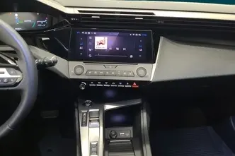 Peugeot 308, 1.6, 132 kW, pistikhübriid, automaat, esivedu
