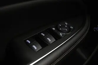 Opel Insignia, 1.5, 121 kW, bensiin, manuaal, esivedu