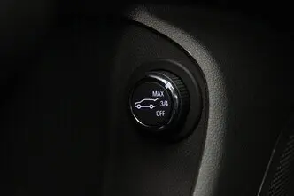 Opel Insignia, 1.5, 121 kW, bensiin, manuaal, esivedu