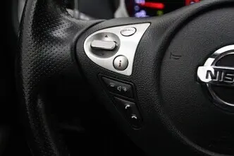 Nissan Juke, 1.6, 86 kW, бензин, механическая, передний привод