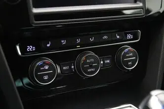 Volkswagen Passat, 1.4, 115 kW, подключаемый гибрид, автомат, передний привод