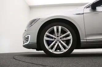Volkswagen Passat, 1.4, 115 kW, подключаемый гибрид, автомат, передний привод