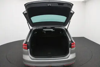 Volkswagen Passat, 1.4, 115 kW, подключаемый гибрид, автомат, передний привод