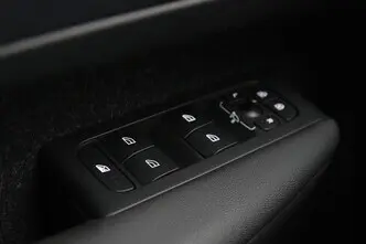 Volvo XC40, 1.5, 132 kW, pistikhübriid, automaat, esivedu