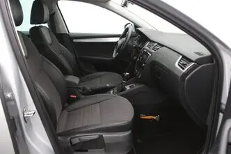 Škoda Octavia, 1.6, 77 kW, diisel, automaat, esivedu