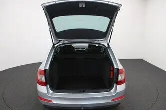 Škoda Octavia, 1.6, 77 kW, diisel, automaat, esivedu