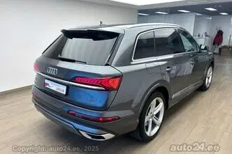 Audi Q7, 3.0, 210 kW, hybrid, automatic, four-wheel drive