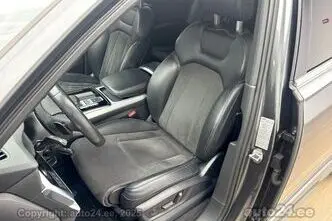 Audi Q7, 3.0, 210 kW, hybrid, automatic, four-wheel drive