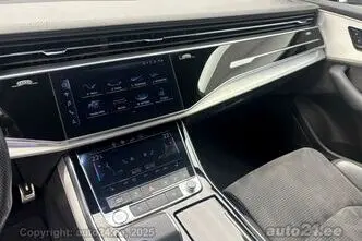 Audi Q7, 3.0, 210 kW, hybrid, automatic, four-wheel drive