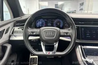 Audi Q7, 3.0, 210 kW, hybrid, automatic, four-wheel drive