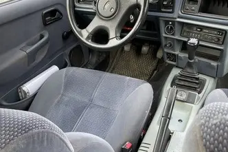 Ford Sierra, 1.6, 59 kW, petrol, manual, rear-wheel drive