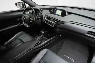 Lexus UX 250, 2.0, 112 kW, bensiin, automaat, esivedu