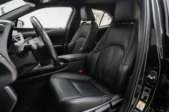 Lexus UX 250, 2.0, 112 kW, bensiin, automaat, esivedu
